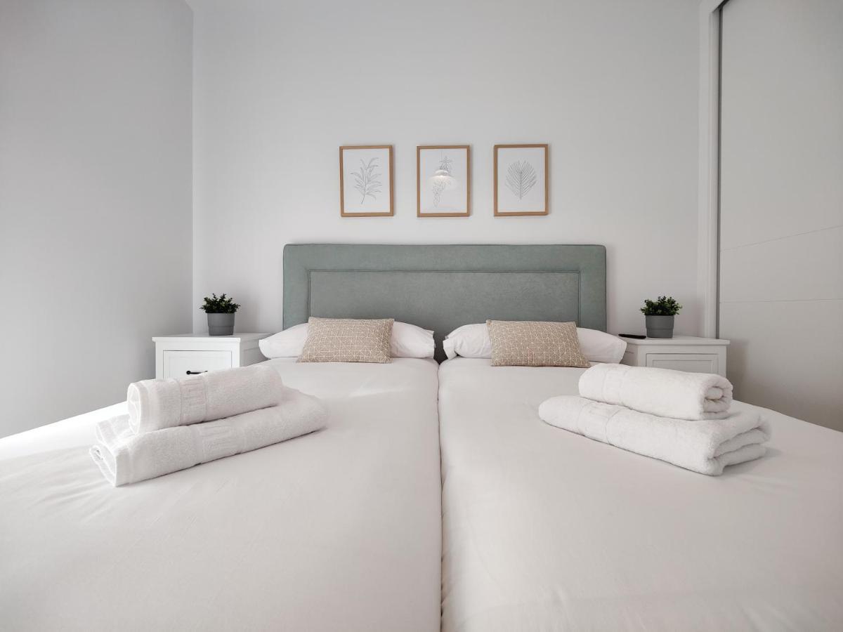 בנידורם Sunset Cliffs Sea & Sky Apartments מראה חיצוני תמונה