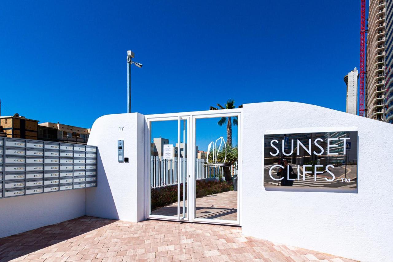 בנידורם Sunset Cliffs Sea & Sky Apartments מראה חיצוני תמונה