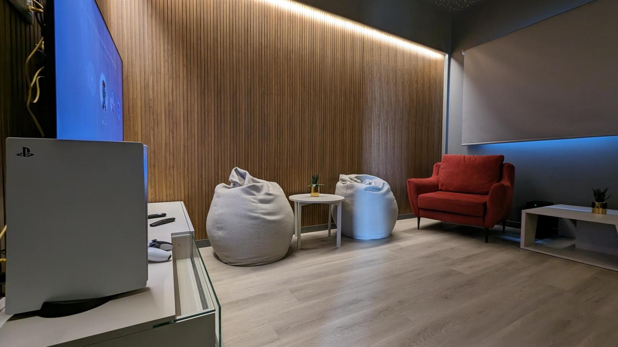 בנידורם Sunset Cliffs Sea & Sky Apartments מראה חיצוני תמונה