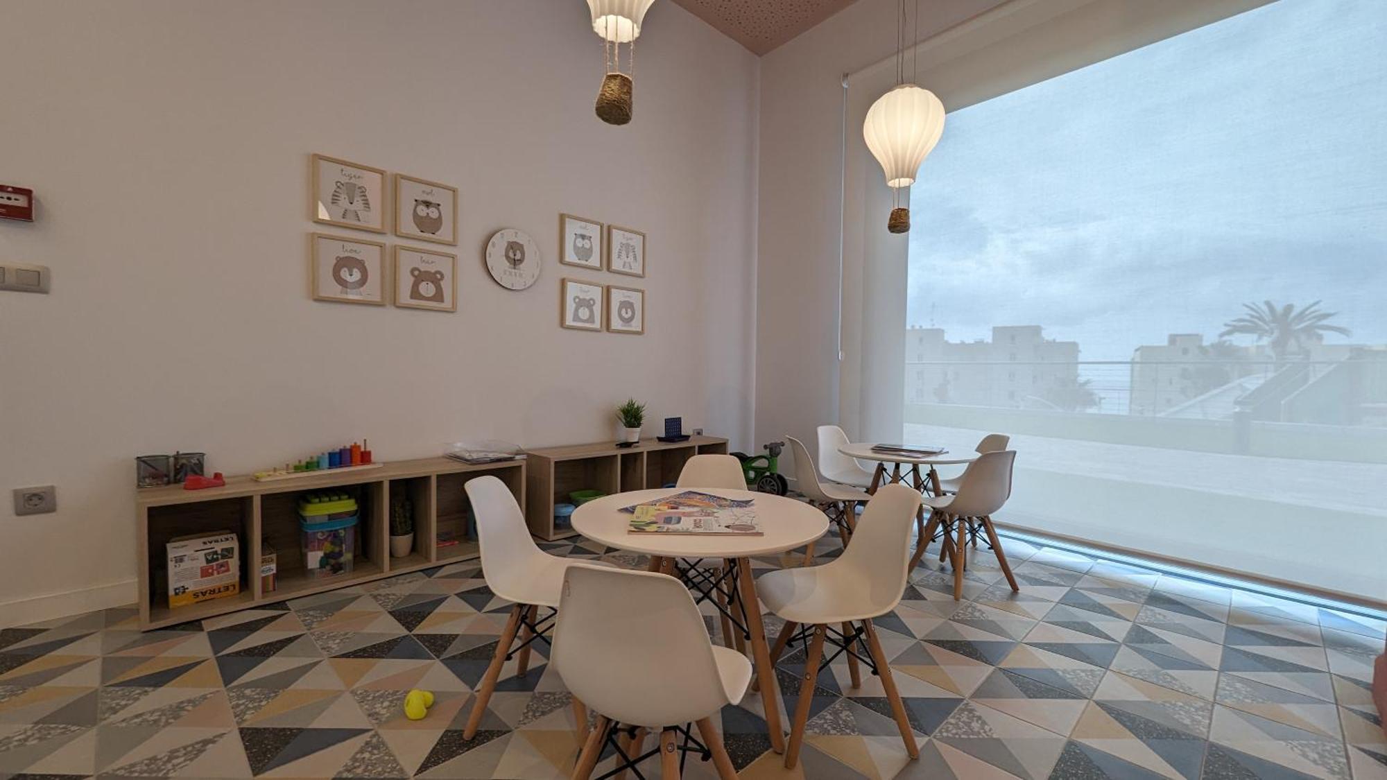 בנידורם Sunset Cliffs Sea & Sky Apartments מראה חיצוני תמונה
